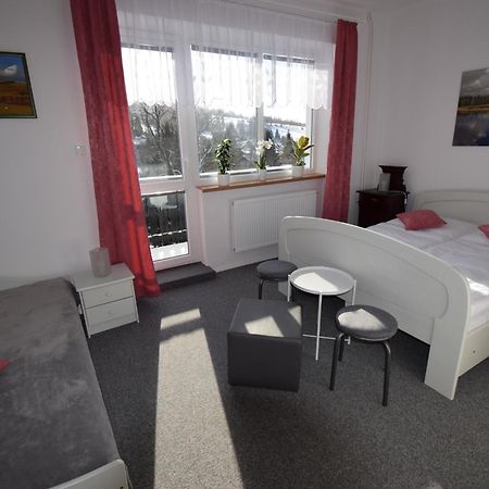 Pension St. Moritz Железна-Руда Экстерьер фото