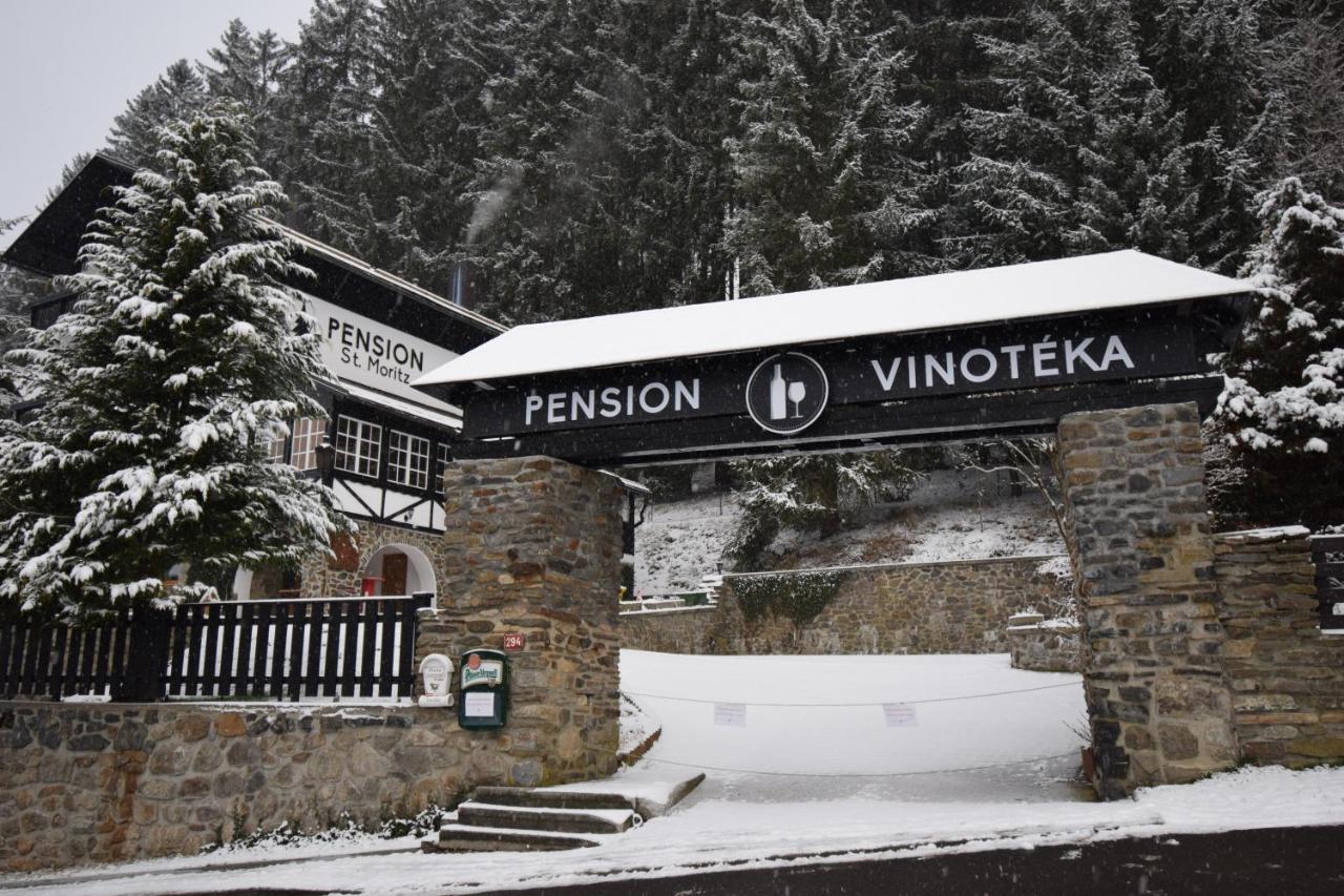 Pension St. Moritz Железна-Руда Экстерьер фото